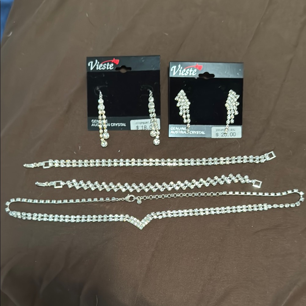 Vieste Silver Crystal Jewelry Set